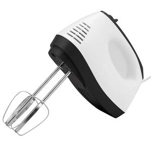 BLACK AND DECKER HAND MIXER - M700-B5